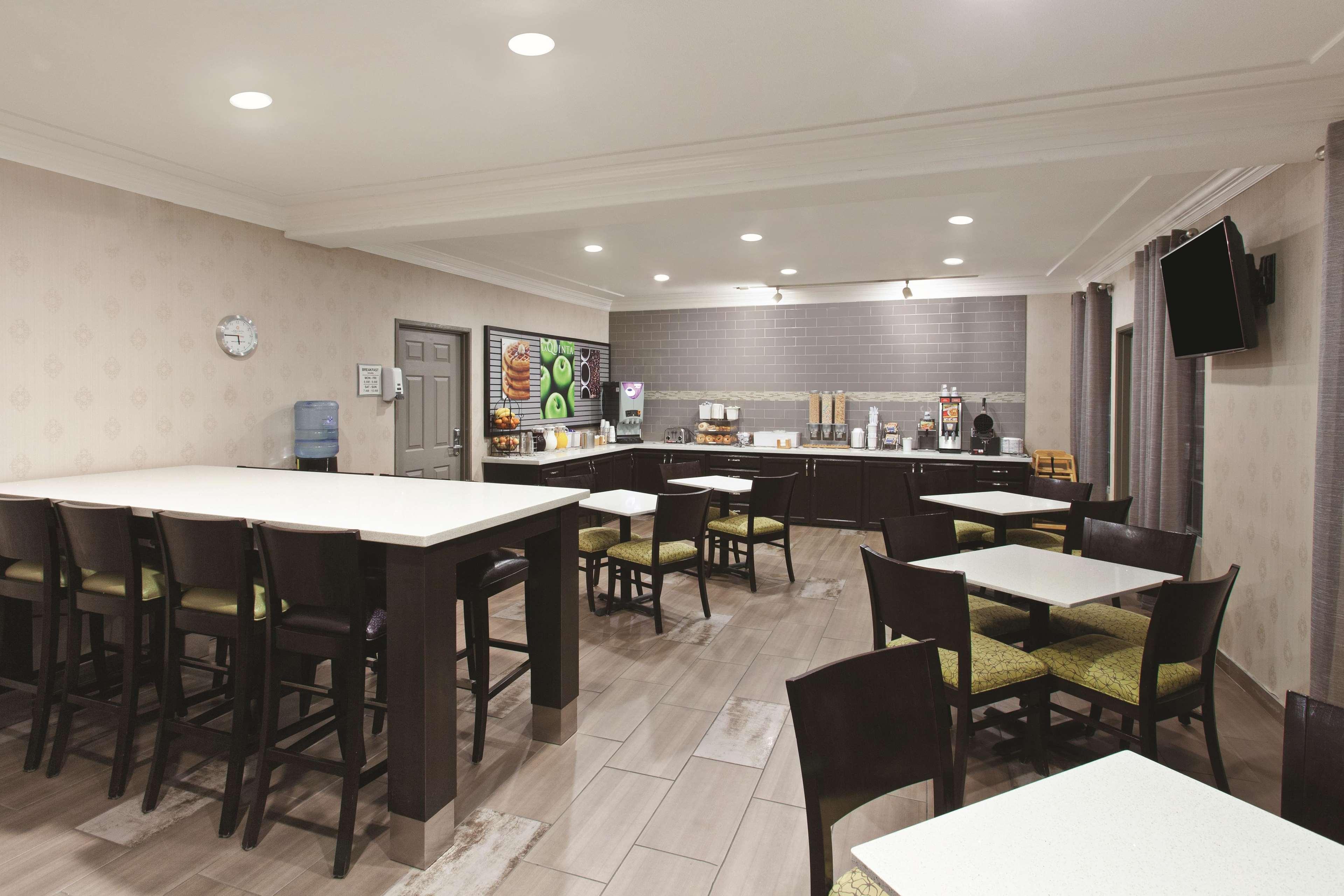 La Quinta By Wyndham Los Banos Exterior foto